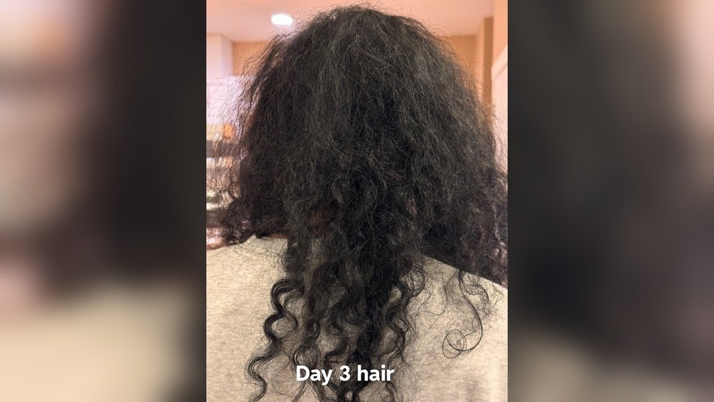 How to Refresh Day 2 And Day 3 Curls Without Re-Washing How to Refresh Day 2 And Day 3 Curls Without Re-Washing