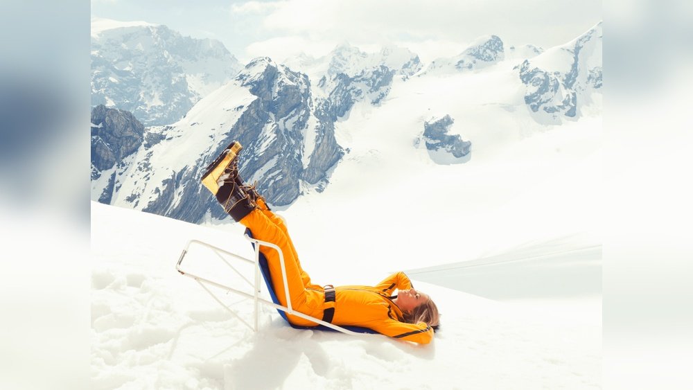 Seasonal Skin Barrier Damage from Sun And Cold: Prevention Guide